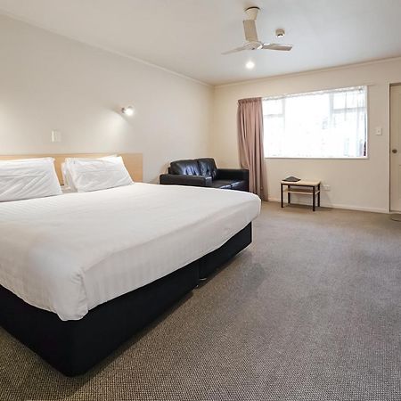 Captain Cook Motor Lodge Гисборн Экстерьер фото